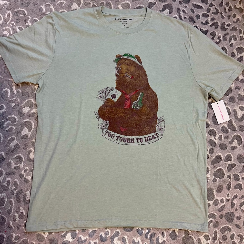 Lucky Brand t-shirt Large Bear Playing Poker Design light green